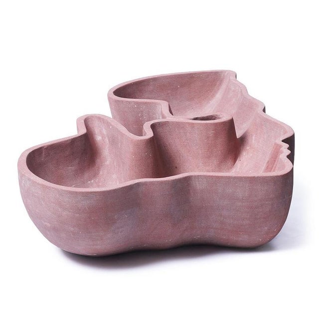 Kiss Man Red Marble Recipient by Jean Pascal Levy-Trumet Limited Edition. Dimensions: D 39 x W 32 x H 10 cm. Materials:...