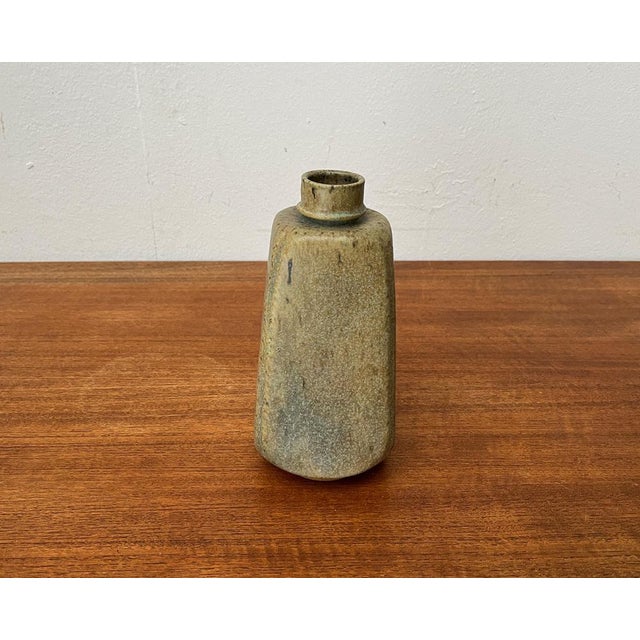 Beige Mid-Century German Studio Pottery Vase by Liebfriede Bernstiel, 1960s For Sale - Image 8 of 18