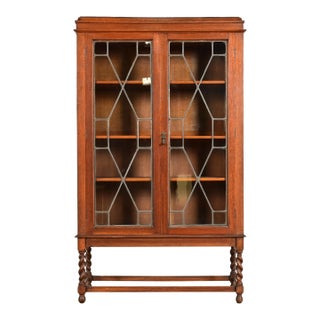 Stickley Brothers Style Antique Arts & Crafts Carved Oak Bookcase Cabinet With Leaded Glass Doors, Circa 1900 For Sale