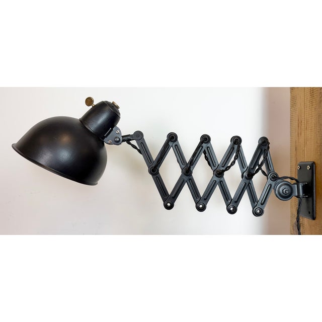 1930s Bauhaus Industrial Black Scissor Wall Lamp from Christian Dell, 1930s For Sale - Image 5 of 18