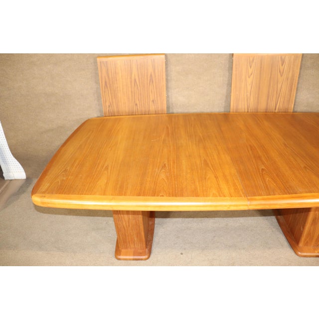 Mid 20th Century Teak Danish Dining Table With Leaves For Sale - Image 4 of 7