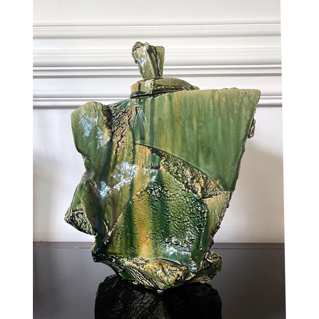 Large Japanese Ceramic Oribe Sculptural Vessel by Shigemasa Higashida For Sale - Image 12 of 18