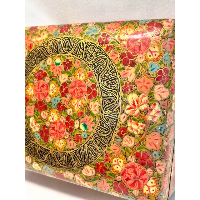 Paper Vintage Kashmiri Hand-Painted Papier-Mâché Floral Box, Large 8-Inch For Sale - Image 7 of 11
