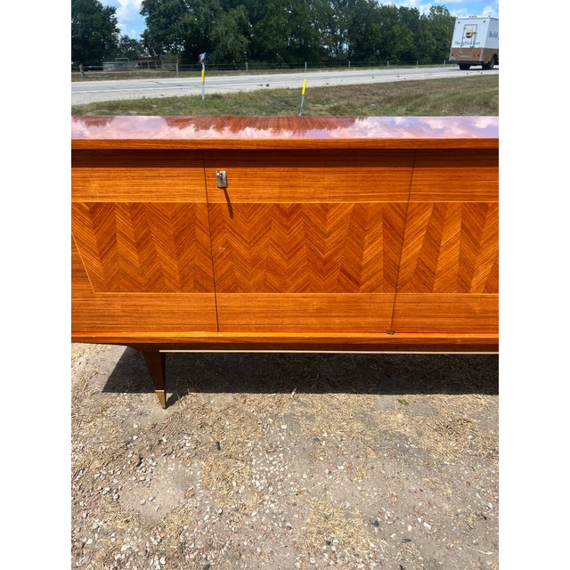 Art Deco French Art Deco 1940's Light Macassar Sideboard For Sale - Image 3 of 12