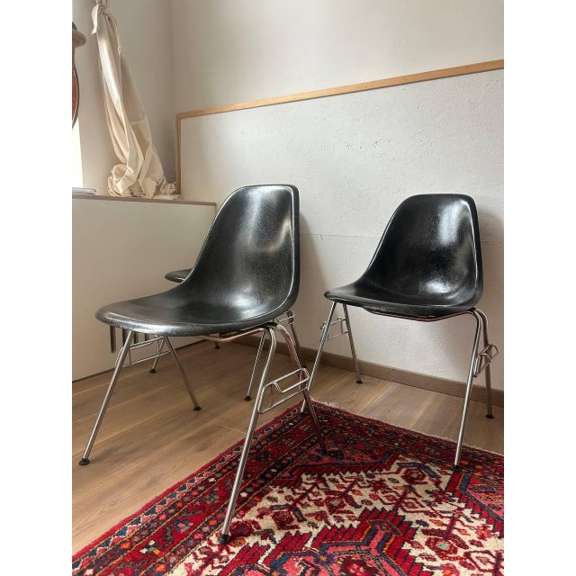 Mid-Century Modern Side Chair by Charles & Ray Eames for Herman Miller For Sale - Image 3 of 9