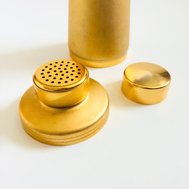 Metal Mid Century Matte Gold Vintage Cocktail Shaker by Mirro For Sale - Image 7 of 10