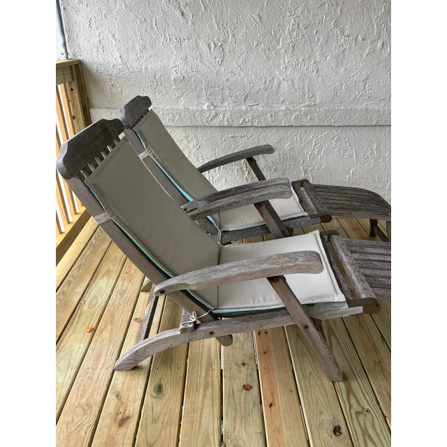 2010s Pair of Kingsley Bate Teak Steamer Deck Chairs With Removable Footrests For Sale - Image 5 of 10