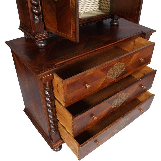 Early 18th Century Austrian Trumeau Commode in Walnut, 1728 For Sale - Image 5 of 7