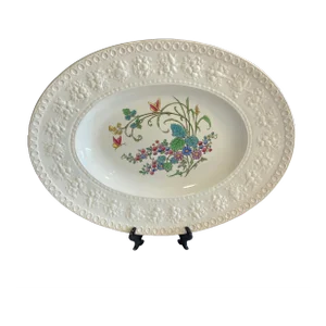Wedgwood Embossed Floral Oval Platter – English Vintage