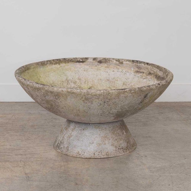 1960s Willy Guhl 31" Concrete Bowl Planter, 1960s For Sale - Image 5 of 15