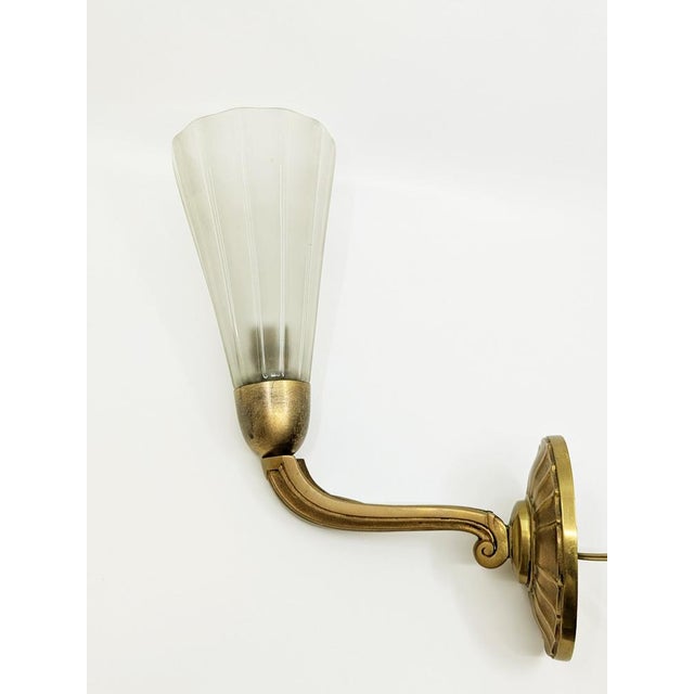 Italian Art Deco Brass Sconces with Murano Glass Shade, 1930s, Set of 2 For Sale - Image 15 of 18