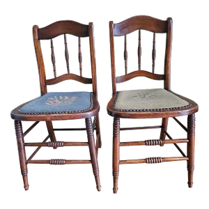 19th Century American Walnut and Needlepoint Upholstered Seat Side Chairs, Pair