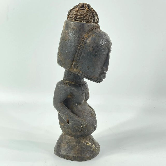 Early 20th Century Kusu Male Wood Figure For Sale - Image 4 of 9