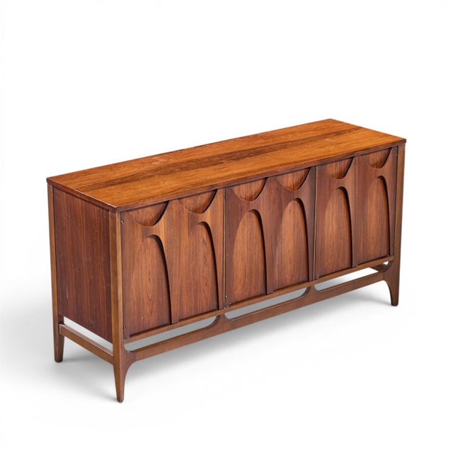 Broyhill Brasilia Mid Century Rosewood Credenza For Sale - Image 9 of 10