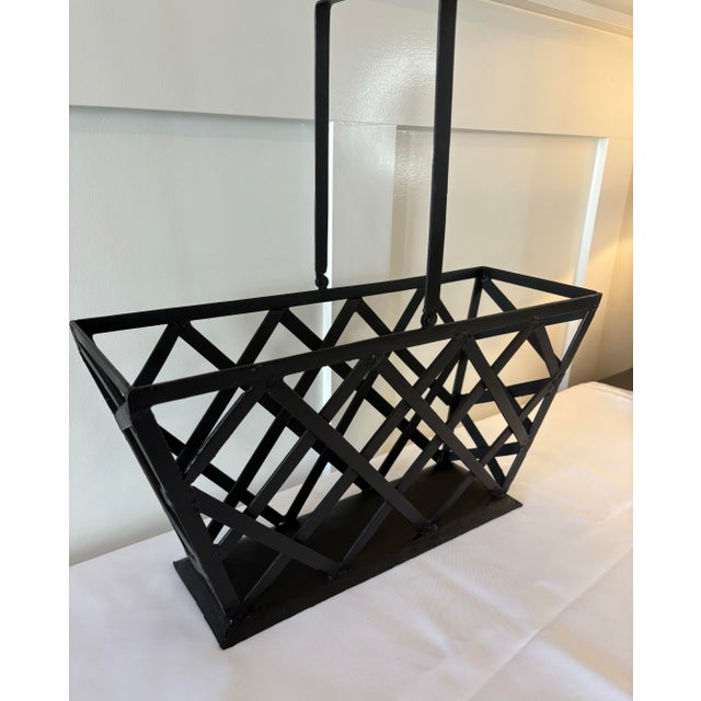 Mid Century Metal Rectangle Magazine Rack, satin black finish, great condition. Weight-7lbs, Measures- 18" wide x 6.25"...