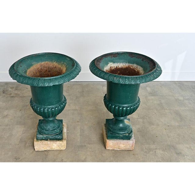 French French 19th Century Pair of Cast Iron Urns on Stone Bases For Sale - Image 3 of 7