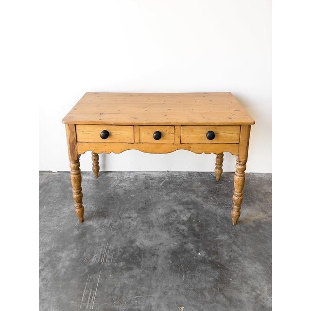 Mid 19th Century Antique 19th Century English Pine Console Table For Sale - Image 5 of 9