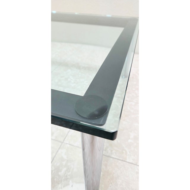 Cassina Lc10 Table en Tube Basse Coffee Table Glass Top Chrome Legs Black Base Le Corbusier Pierre Jeanneret Charlotte Perriand For Sale In San Francisco - Image 6 of 12