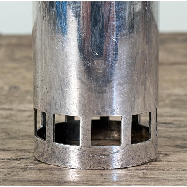 Swid Powell Postmodern Silverplate Pepper Mill by Richard Meier for Swid Powell For Sale - Image 4 of 8