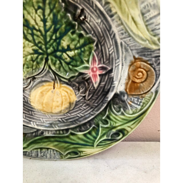 French Majolica Plate With Pumpkin & Snail Onnaing, Circa 1890 For Sale - Image 4 of 7