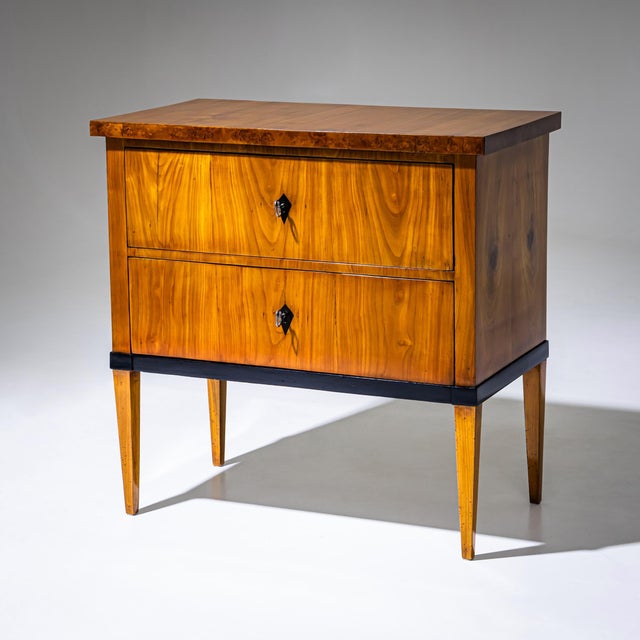 Small Biedermeier Chest of Drawers, 1820 For Sale - Image 11 of 11