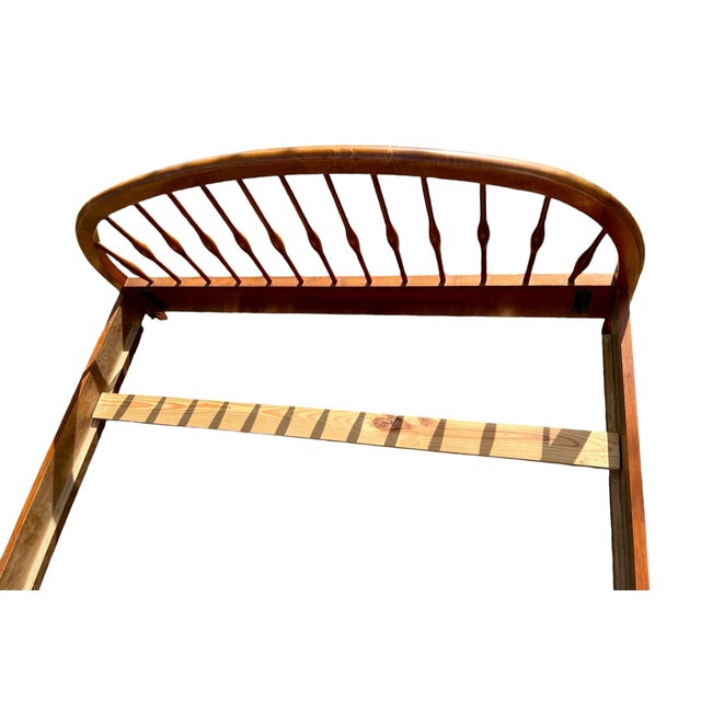1990s Thomasville Queen or Full Size Solitaire Shaker Spindle Cherry Solid Wood Bed Frame For Sale In Columbus - Image 6 of 6