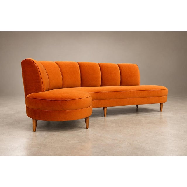 Brazilian Modern Sculptural Curved Sofa in Burnt Sienna Mohair Velvet, Brazil, 1950s For Sale - Image 10 of 18