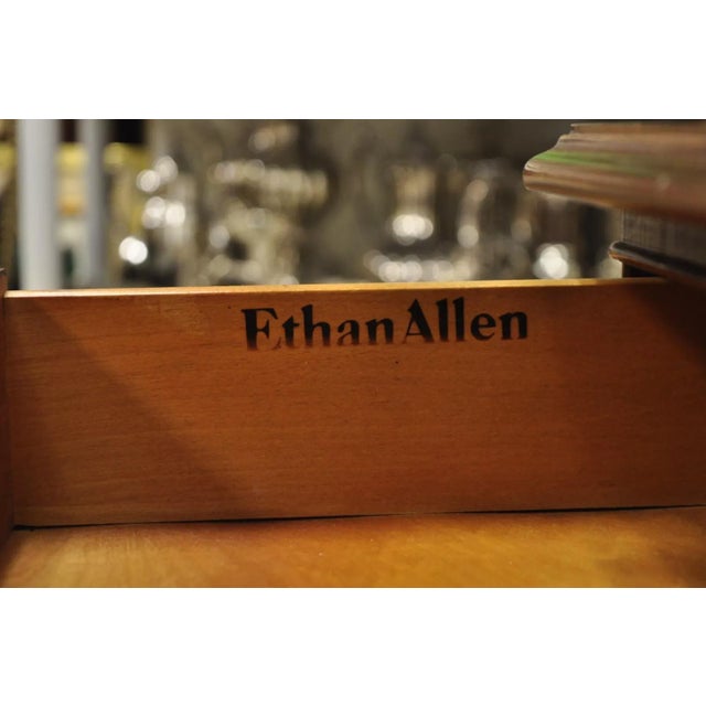 Ethan Allen Georgian Court Cherry Wood 4 Drawer Bachelor Chest of