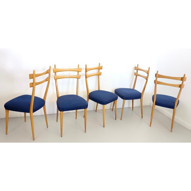 Mid-Century Modern Vintage Maple Dining Chairs with Ultramarine Blue Fabric, 1950s, Set of 5 For Sale - Image 3 of 11