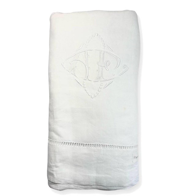 A beautiful antique French sheet in soft, finely woven linen with an elegant, airy hand and understated old-world charm....