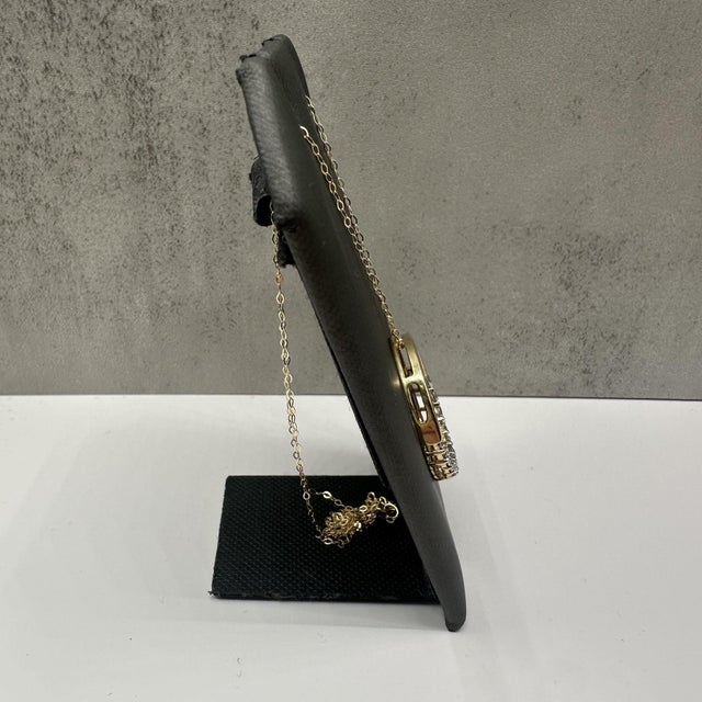 Contemporary Diamond Circle Necklace in 14kt Yellow Gold – ~1ctw, 18in, Pre-Loved For Sale - Image 3 of 5