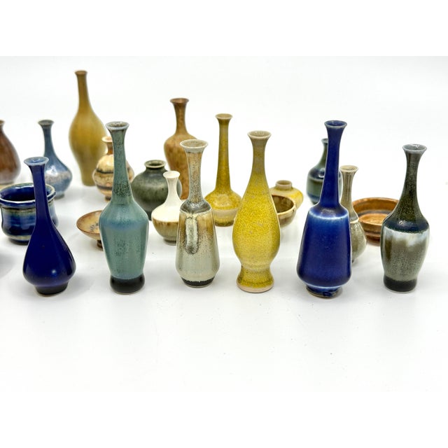 Ceramic Mid 20th Century Collection of 23 Miniature John Andersson Pottery Vessels for Hoganas of Sweden For Sale - Image 7 of 16