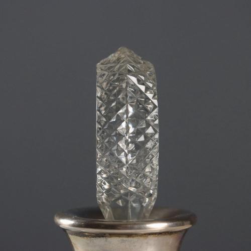 European Bottle in Glass and Silver For Sale - Image 4 of 9