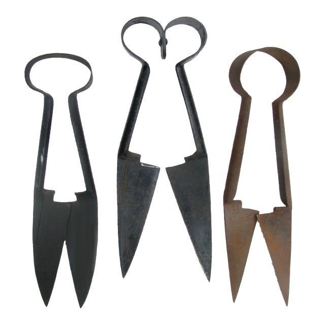 Early 20thC English Sheep Shears, Set of 3 For Sale