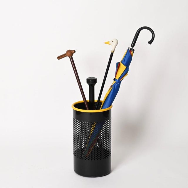 Special Edition Black and Yellow Cribbio Umbrella Stand attributed to Barbieri, Italy, 1980s For Sale - Image 9 of 11