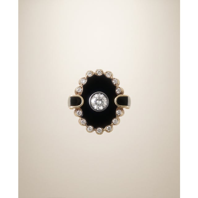 Mid-Century Modern Brilliant Bezel Set Diamond and Onyx Vintage 14k Yellow Gold Ring Hinged Shank, Size 6 For Sale - Image 3 of 6