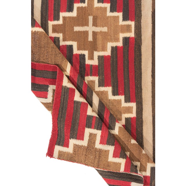 Antique Navajo Style Rug 5'1 X 5'8 For Sale In New York - Image 6 of 9