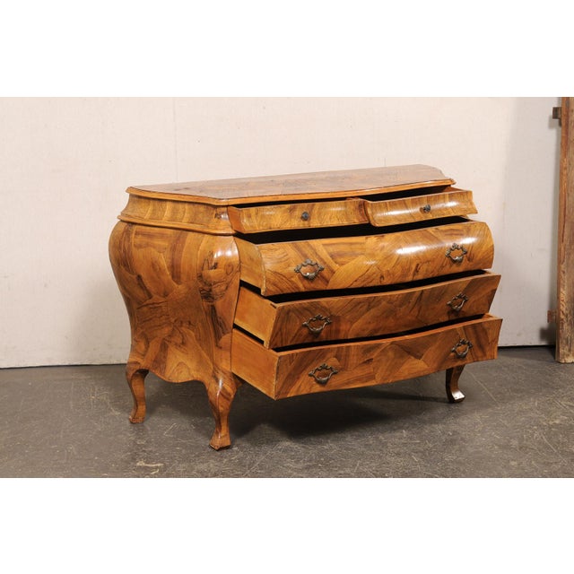Mid 20th Century Italian Beautifully Veneered Bombé Chest For Sale - Image 9 of 14