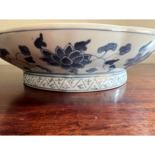 Early 20th Century Chinese Blue and White Kraak Bowl For Sale - Image 11 of 12