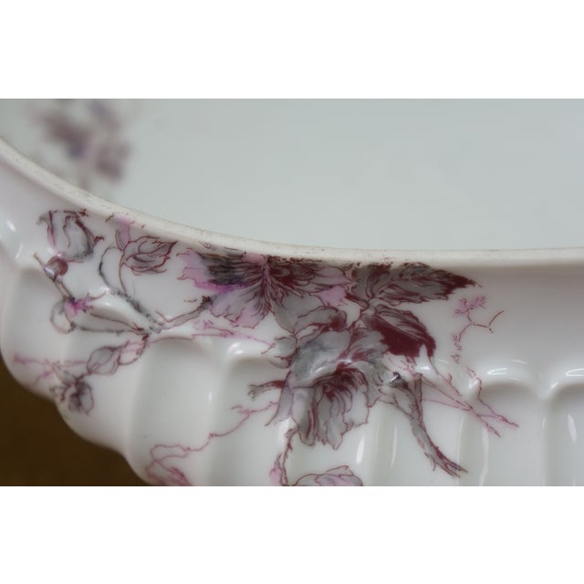 Mid 20th Century Haviland Limoges France Soup Serving Schleiger 1152-5 Torse Tureen 13" For Sale - Image 13 of 17