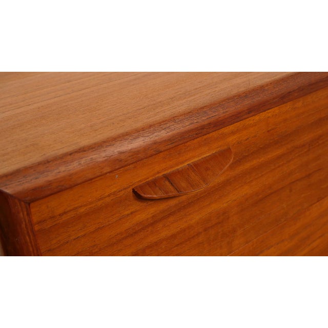 Vintage Danish Chest of Drawers in Teak, 1960 For Sale - Image 9 of 12