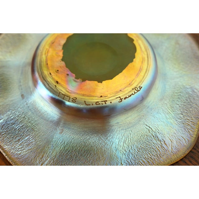 Louis Comfort Tiffany Favrile Iridescent Art Glass Ruffled Edge Finger Bowl With Underplate For Sale - Image 9 of 11