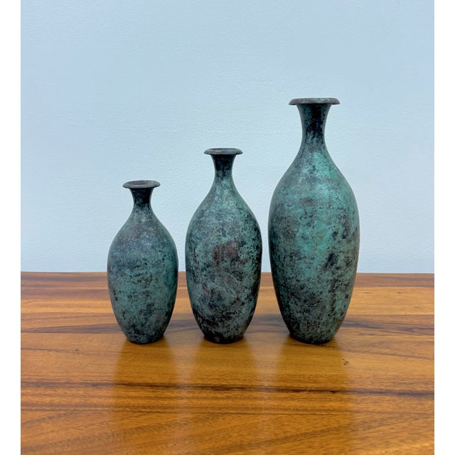 Mid 20th Century Vintage Bronze Verdigris Vases - Set of 3 For Sale - Image 5 of 5