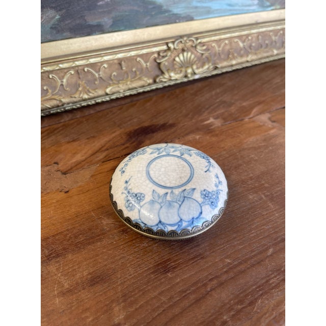 Possibly Antique Chinese Blue and White Porcelain Lidded Box With Bronze Toned Mounts, Late Qing Dynasty. For Sale In Seattle - Image 6 of 10