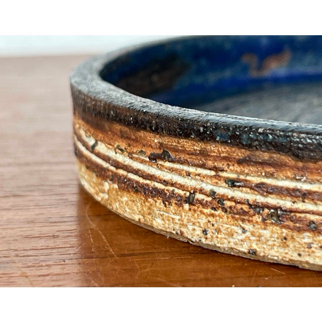Mid-Century Modern Danish Studio Pottery Bowl by Tue Poulsen for Tue Keramik, 1960s For Sale - Image 4 of 16