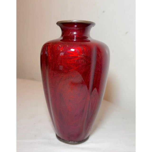 1920s Antique Japanese Ginbari Red Foil Enamel Bird Bamboo Bronze Guilloche Vase Asian For Sale - Image 5 of 18