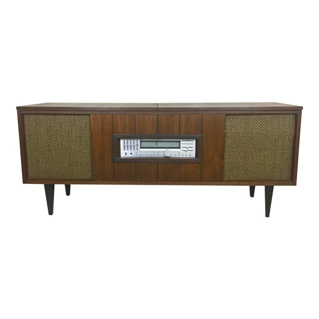Mid Century Refurbished Stereo Console Cabinet With Turntable