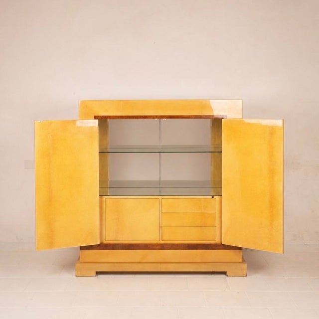 Italian Goatskin Parchment Bar Cabinet by Giorgio Tura and Nucci Valsecchi for Tura, 1970 For Sale - Image 4 of 18