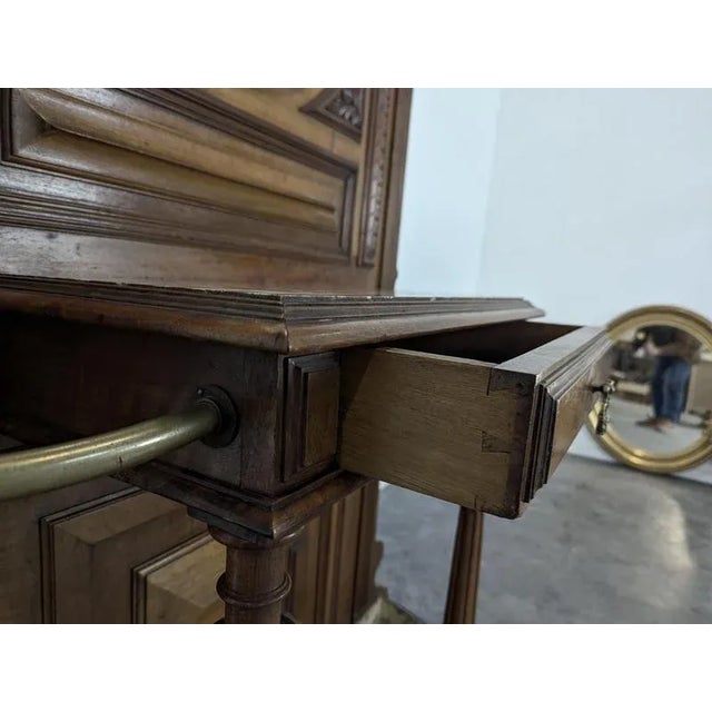 Walnut Cloakroom, Late 19th Century For Sale - Image 5 of 12