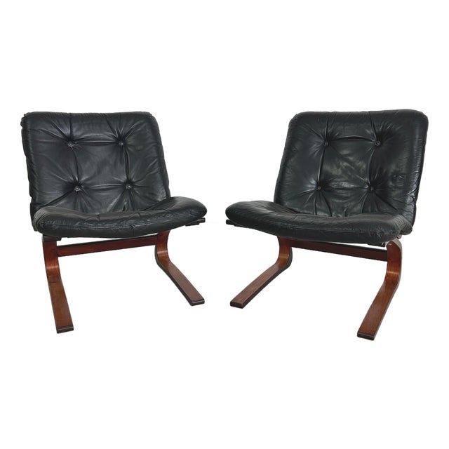 Kengu-Chairs by Elsa & Nordahl Solheim – A Pair For Sale